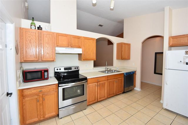 60 RAMBLEWOOD DRIVE, Palm Coast, FL 32164