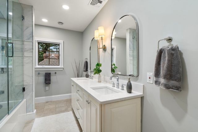 137 Lake Street, Sherborn, MA 01770