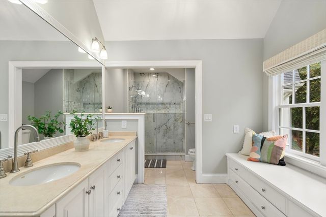 137 Lake Street, Sherborn, MA 01770