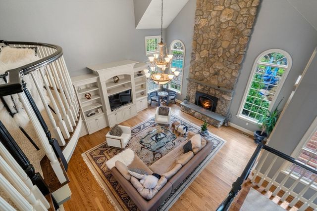 137 Lake Street, Sherborn, MA 01770