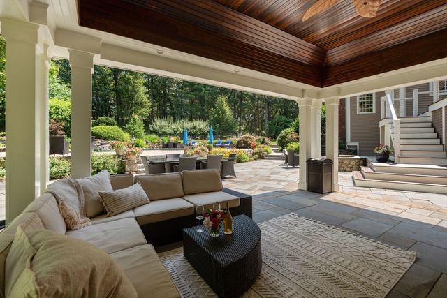 137 Lake Street, Sherborn, MA 01770