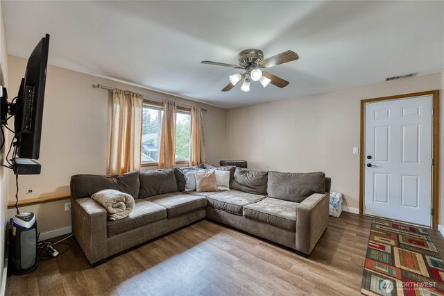 4311 NW Elkhorn Trail, Bremerton, WA 98312