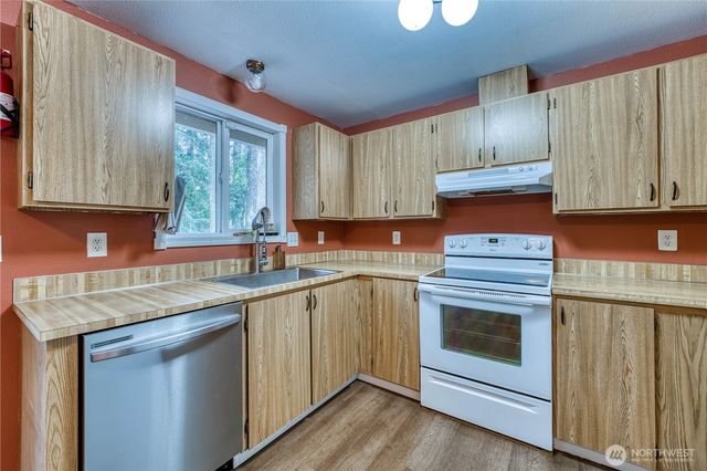 4311 NW Elkhorn Trail, Bremerton, WA 98312