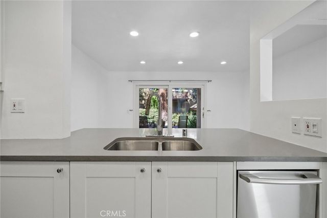 288 Tangelo, Irvine, CA 92618