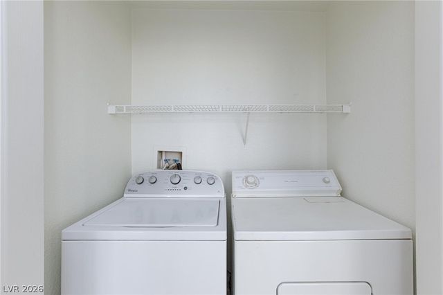 7701 Himalayas Avenue 204, Las Vegas, NV 89128