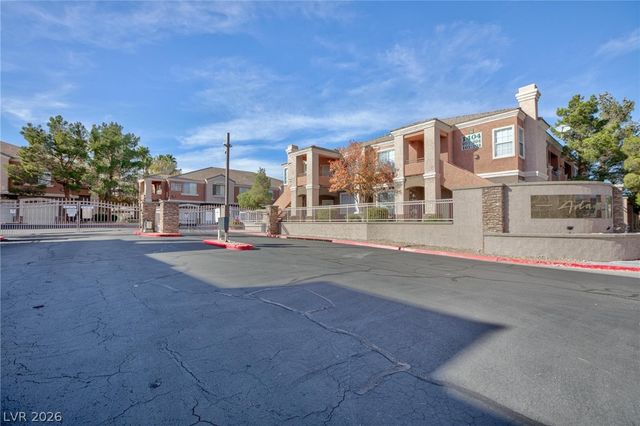 7701 Himalayas Avenue 204, Las Vegas, NV 89128