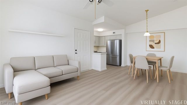 7701 Himalayas Avenue 204, Las Vegas, NV 89128