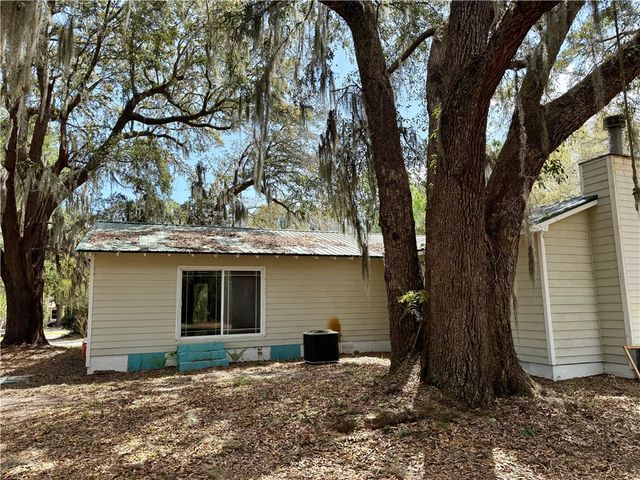 3127 Franklin St Ext SE, Darien, GA 31305