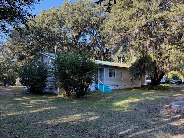 3127 Franklin St Ext SE, Darien, GA 31305