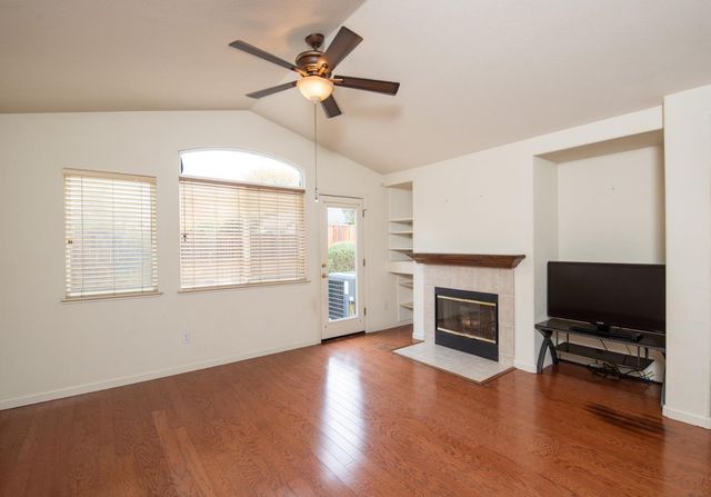 4012 Tapestry Dr, Modesto, CA 95357