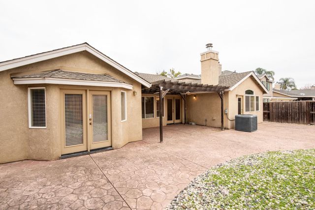 4012 Tapestry Dr, Modesto, CA 95357