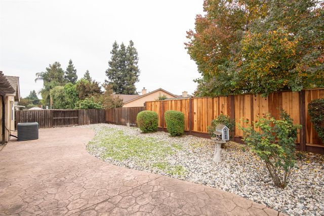 4012 Tapestry Dr, Modesto, CA 95357