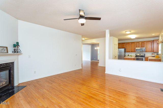 208 Troyer Place, Apex, NC 27502