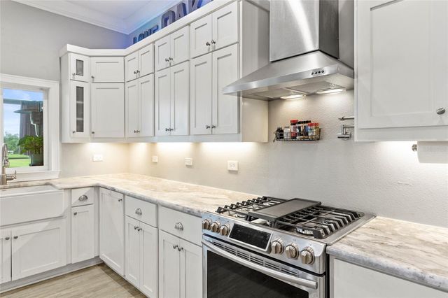 15710 COLDING LOOP, Wimauma, FL 33598
