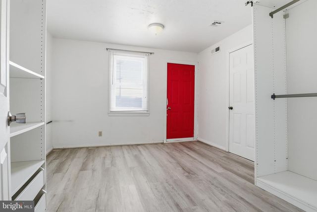 1058 KELLY DR, York, PA 17404