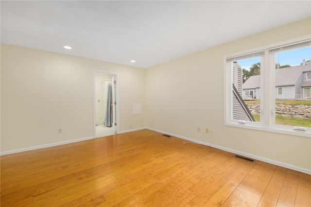95 Nipmuc Trail B, North Providence, RI 02904