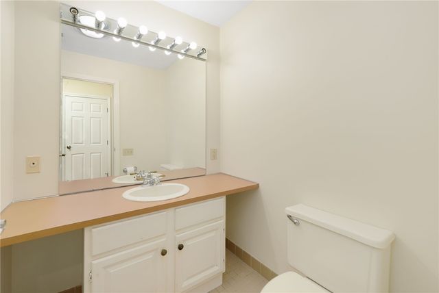 95 Nipmuc Trail B, North Providence, RI 02904