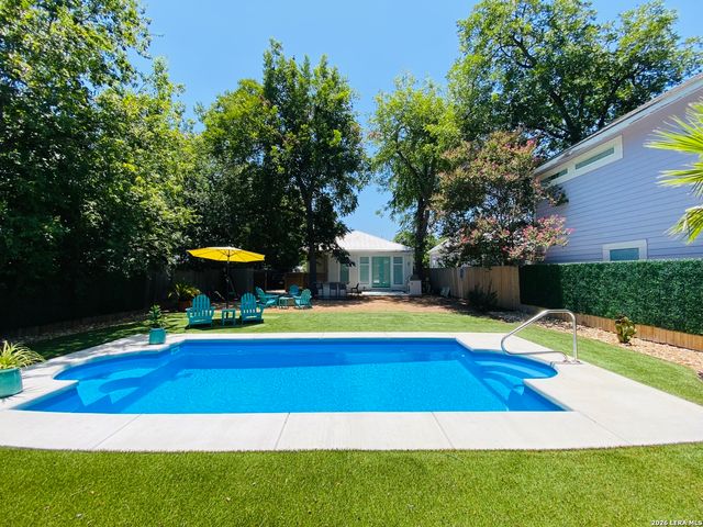 227 Florida St, San Antonio, TX 78210