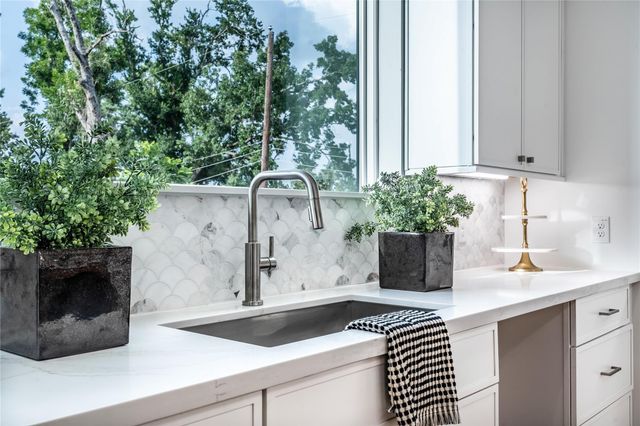 7612 Janak Spring Street, Houston, TX 77055