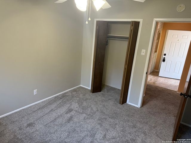 5634 Charlie Chan, San Antonio, TX 78240