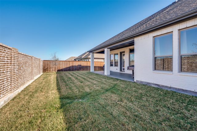 1304 Brandenburg Street, Mansfield, TX 76063