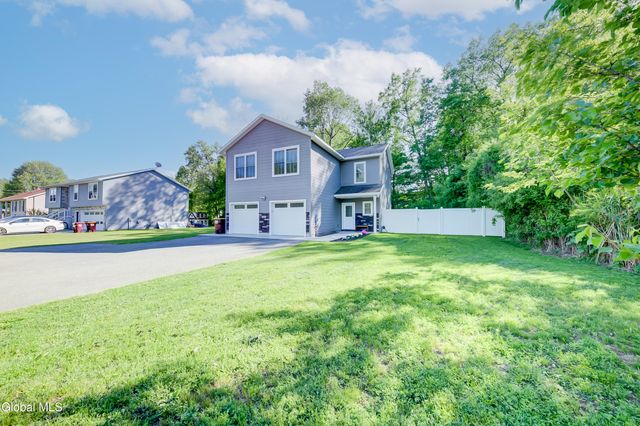 50B Werner Road, Halfmoon, NY 12065