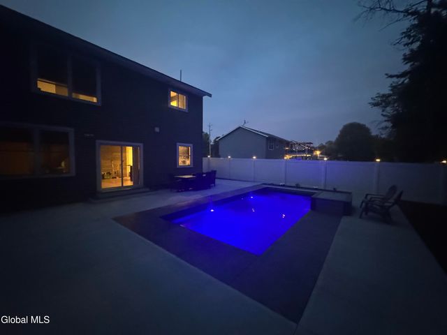 50B Werner Road, Halfmoon, NY 12065