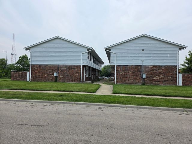 336 Lilac Lane H, Elgin, IL 60123