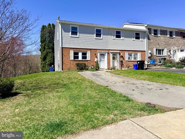 1223 DEER RUN, Reading, PA 19606