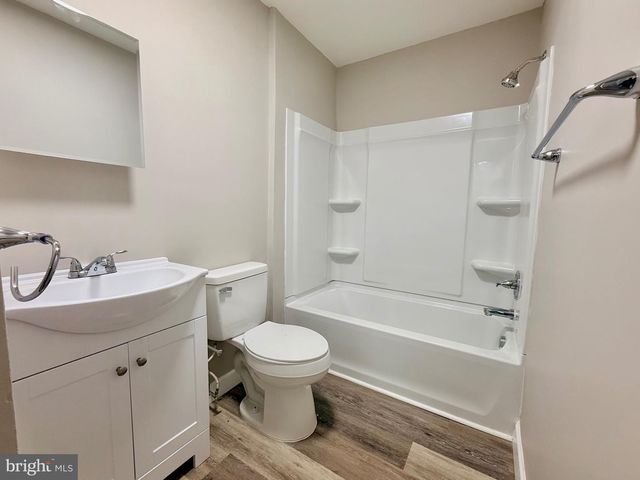 1223 DEER RUN, Reading, PA 19606