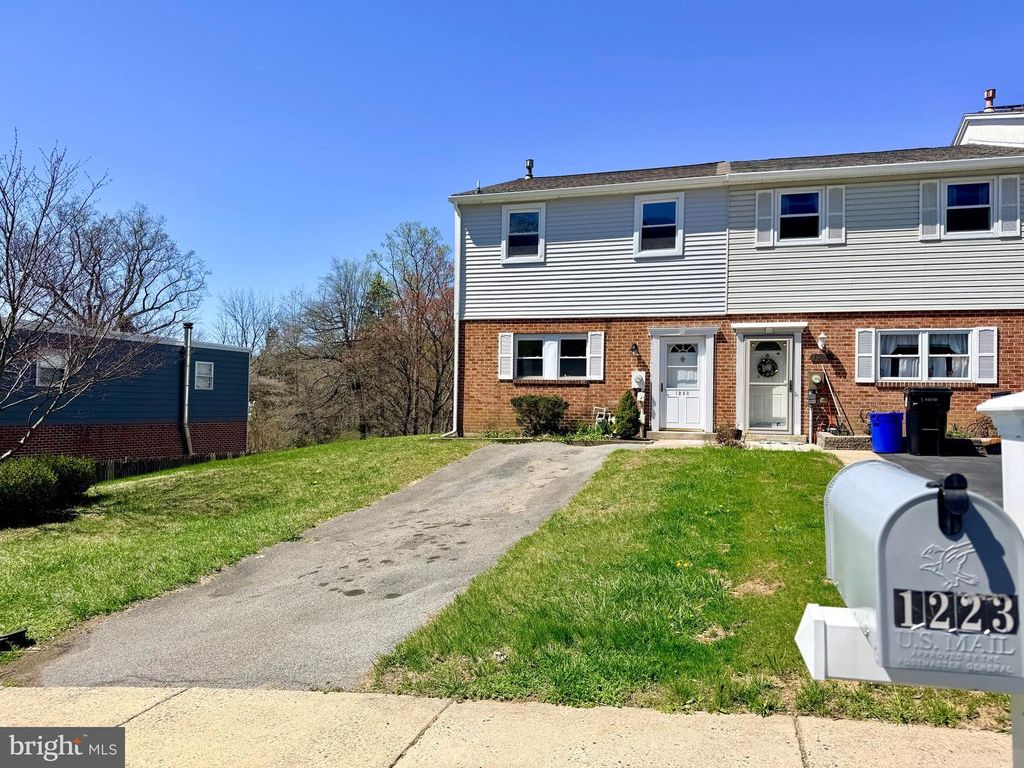 1223 DEER RUN, Reading, PA 19606