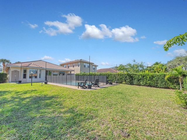 167 Catania Way, Royal Palm Beach, FL 33411