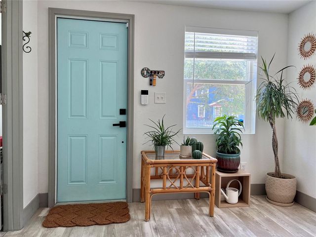 710 14TH STREET N, St Petersburg, FL 33705