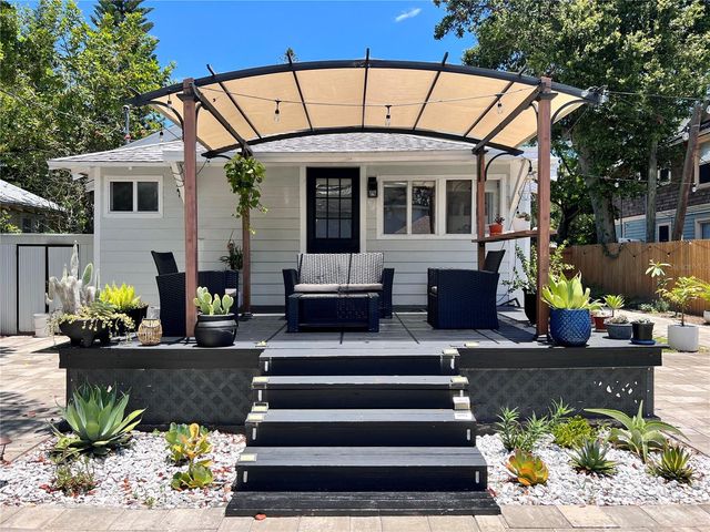 710 14TH STREET N, St Petersburg, FL 33705