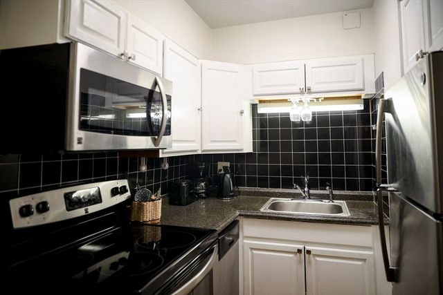 7 Arizona Terrace 2, Arlington, MA 02476