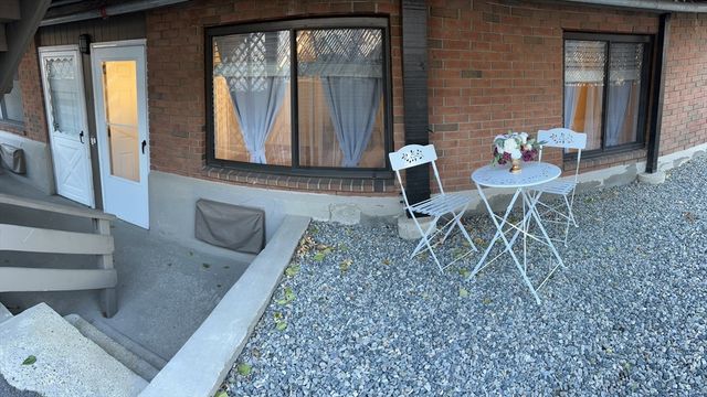 7 Arizona Terrace 2, Arlington, MA 02476