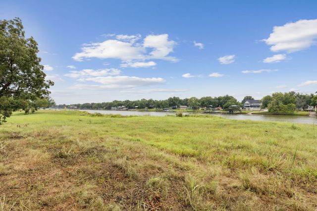 1054 River Ranch Lane, Weatherford, TX 76087