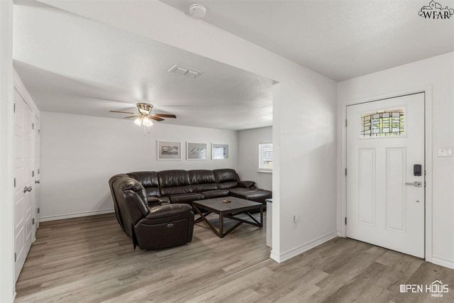 115 JAMES DRIVE, Iowa Park, TX 76367