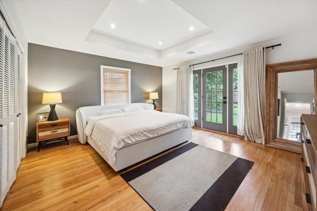 1902 Chimney Rock Road, Houston, TX 77056