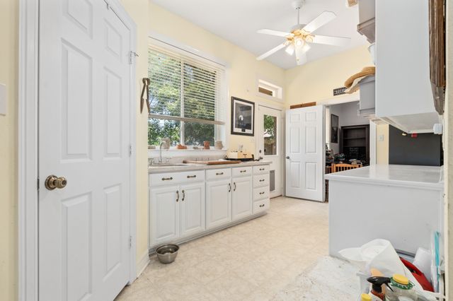 1264 Overlook Drive, Whitney, TX 76692