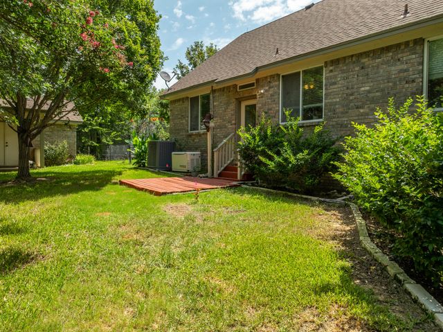 1264 Overlook Drive, Whitney, TX 76692