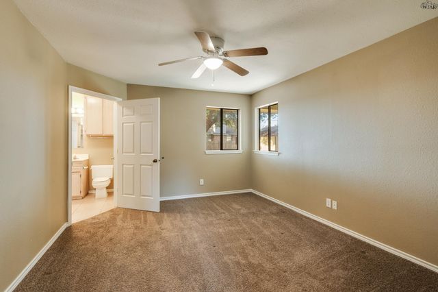 8 PILOT POINT DRIVE, Wichita Falls, TX 76306