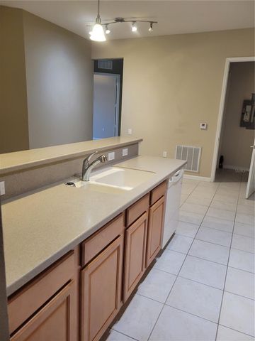 7905 N SEMINOLE BOULEVARD 3404, Seminole, FL 33772