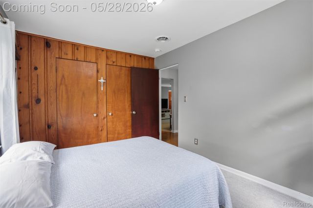 14217 Richfield Street, Livonia, MI 48154
