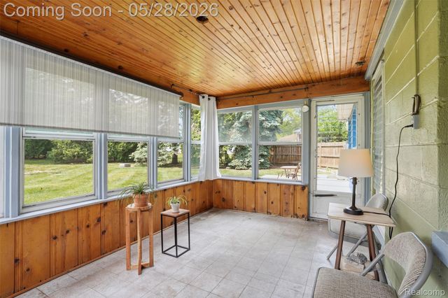 14217 Richfield Street, Livonia, MI 48154