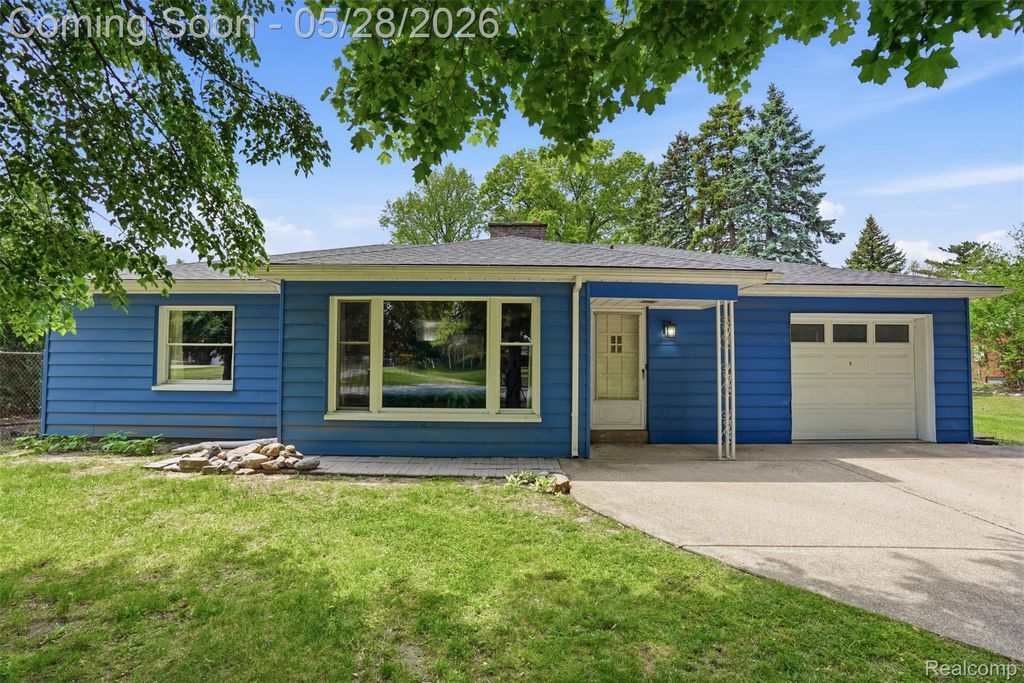 14217 Richfield Street, Livonia, MI 48154