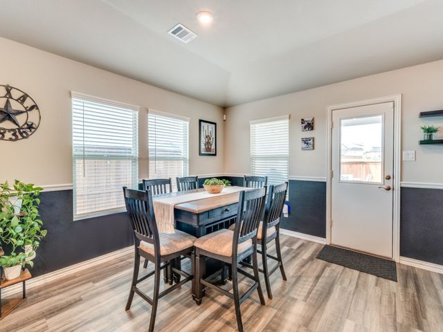 5616 Shannon Creek Road, Fort Worth, TX 76126