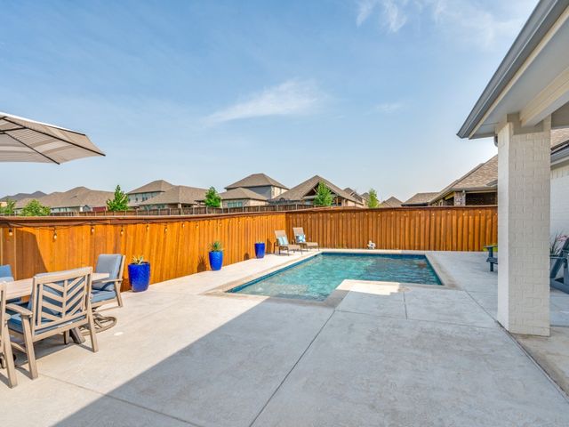 5616 Shannon Creek Road, Fort Worth, TX 76126