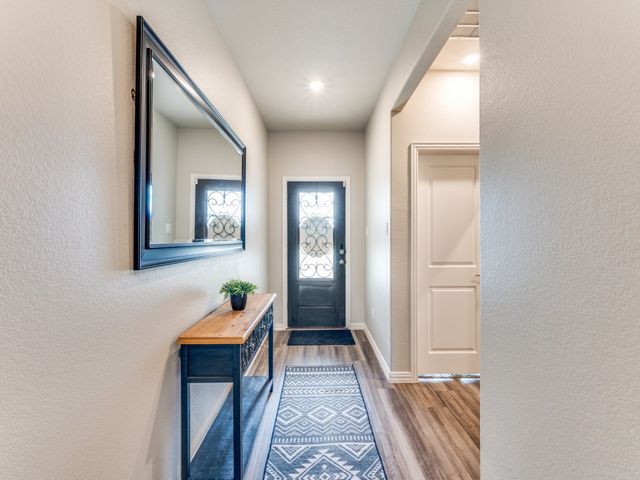 5616 Shannon Creek Road, Fort Worth, TX 76126