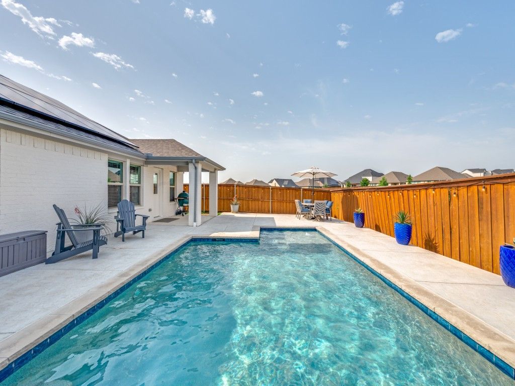 5616 Shannon Creek Road, Fort Worth, TX 76126